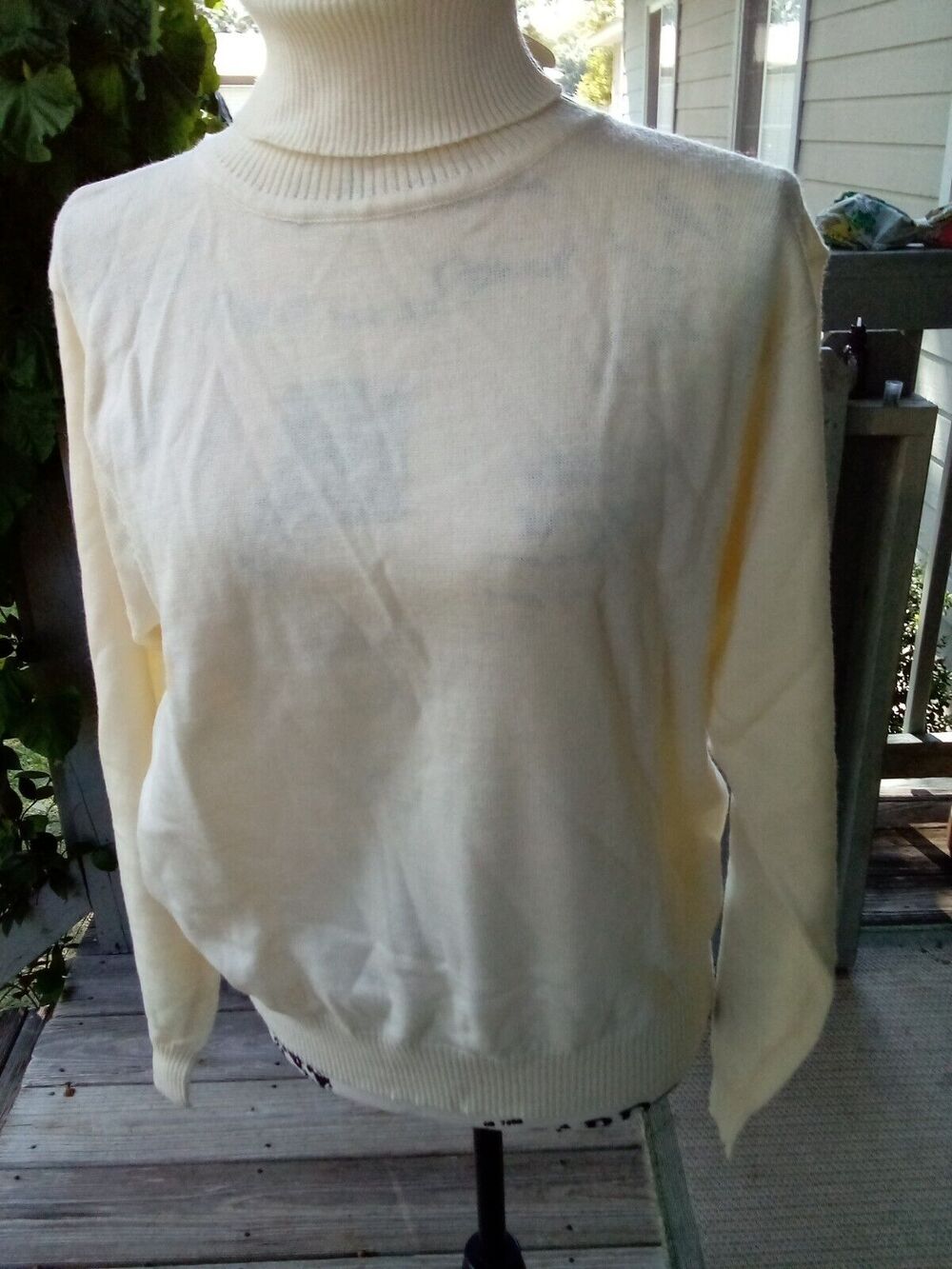 Orvis Acrylic Wool Turtle Neck L Yellow Sweater